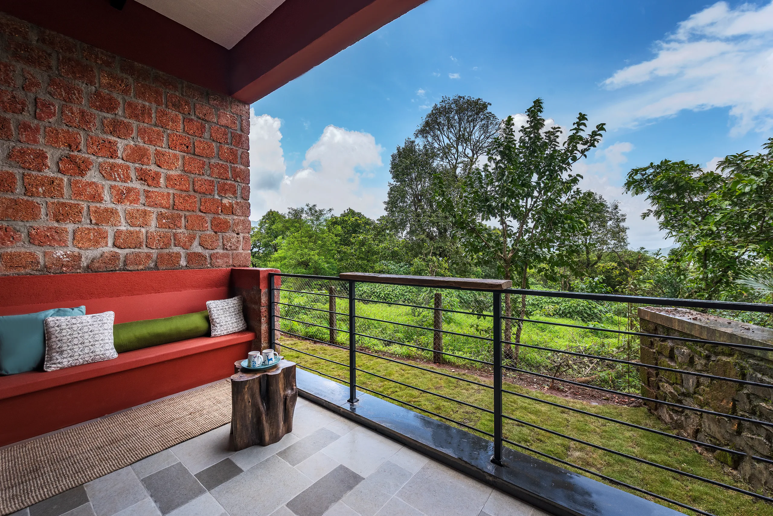 Junior Suite — Lake Wing